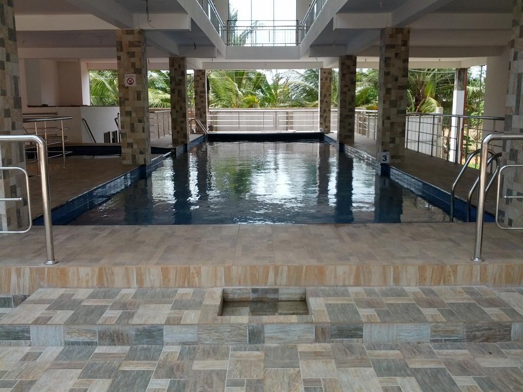 Happy Leoni Hotel Анурадхапура Екстериор снимка